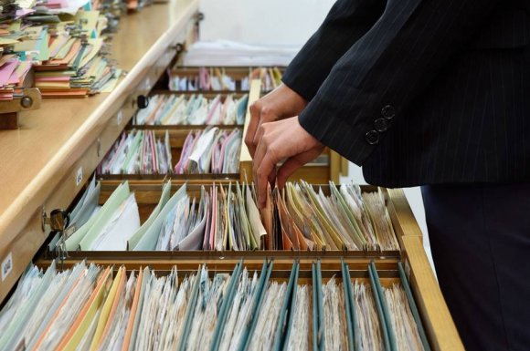 Professionnel pour le débarras d’archives en mairie Valence